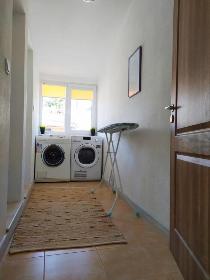 Дом За Гости Осогово Lägenhet Kjustendil Exteriör bild